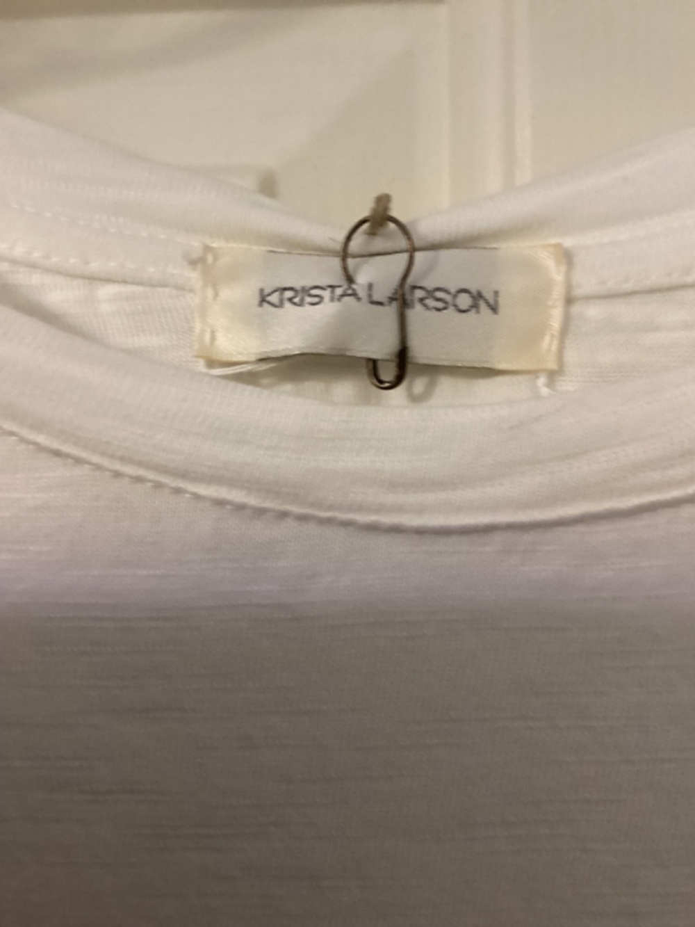 KRISTA LARSON embroidered flowers T shirt NWT - Picture 5 of 6